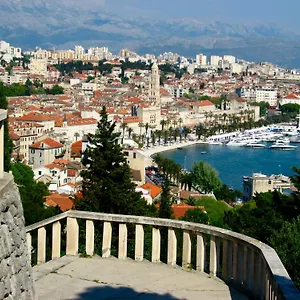 Apartment Zenta With Free Private Parking, Split