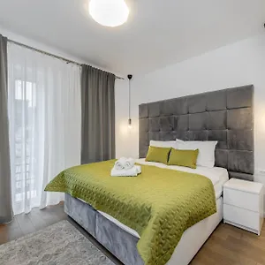 Apartment Finn Luxury, Split